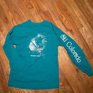 Winter Park Vintage 90s Turquoise Long Sleeve Ski Graphic Longsleeve Tee